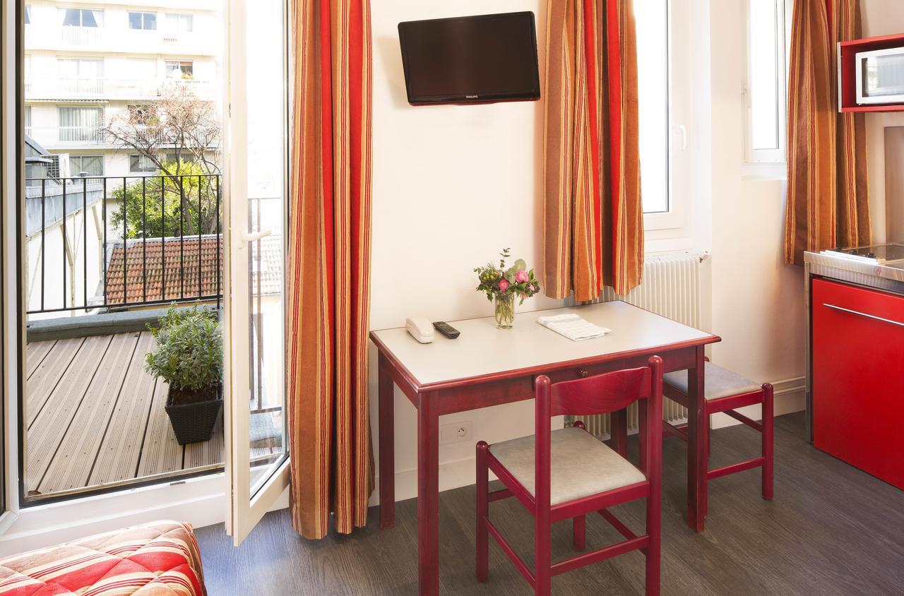 Family Residence Paris Luaran gambar